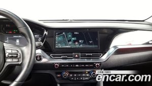 Kia Niro 1.6 HEV 2021 года из Южной Кореи