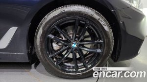 BMW 5-Series 520i M Sport 2020 года из Южной Кореи