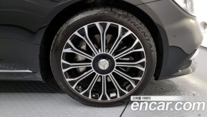 Mercedes-Benz S-Class S560L 4MATIC 2020 года из Южной Кореи
