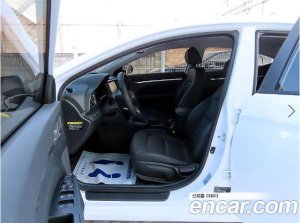 Hyundai AVANTE 1.6 2020 года из Южной Кореи