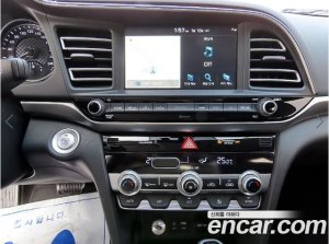 Hyundai AVANTE 1.6 2020 года из Южной Кореи