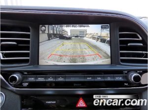Hyundai AVANTE 1.6 2020 года из Южной Кореи