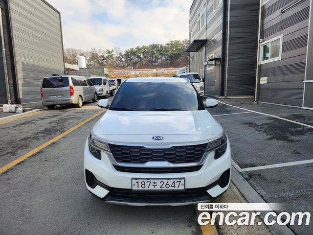 Kia Seltos Дизель 1.6 2WD 2020 года из Кореи