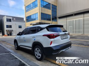 Kia Seltos Дизель 1.6 2WD 2020 года из Южной Кореи