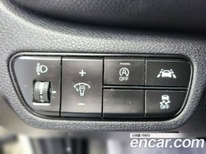 Kia Seltos Дизель 1.6 2WD 2020 года из Южной Кореи