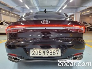 Hyundai Grandeur Calligraphy 2020 года из Южной Кореи