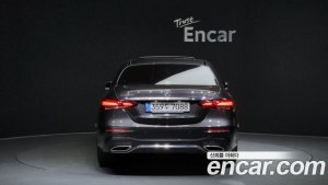 Mercedes-Benz E-Class E220d 4MATIC AMG Line 2021 года из Южной Кореи