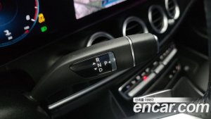 Mercedes-Benz E-Class E220d 4MATIC AMG Line 2021 года из Южной Кореи
