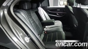 Mercedes-Benz E-Class E220d 4MATIC AMG Line 2021 года из Южной Кореи