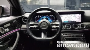 Mercedes-Benz E-Class E220d 4MATIC AMG Line 2021 года из Южной Кореи