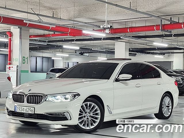 BMW 5-Series 520d xDrive Luxury Plus 2020 года из Кореи