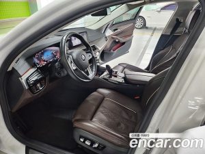 BMW 5-Series 520d xDrive Luxury Plus 2020 года из Южной Кореи