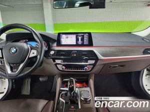 BMW 5-Series 520d xDrive Luxury Plus 2020 года из Южной Кореи