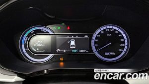 Kia Niro 1.6 HEV 2021 года из Южной Кореи