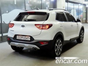 Kia Stonic 1.4 2020 года из Южной Кореи