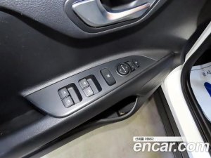 Kia Stonic 1.4 2020 года из Южной Кореи