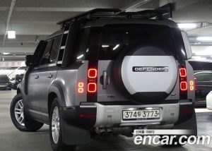 Land Rover Defender 110 D240 Lunch Edition 2020 года из Южной Кореи