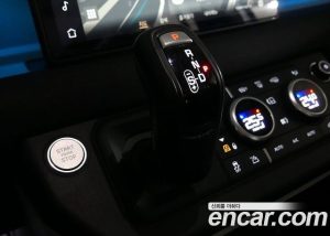 Land Rover Defender 110 D240 Lunch Edition 2020 года из Южной Кореи