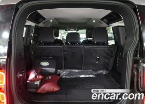 Land Rover Defender 110 D240 Lunch Edition 2020 года из Южной Кореи