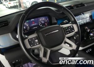 Land Rover Defender 110 D240 Lunch Edition 2020 года из Южной Кореи