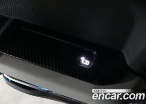 Land Rover Defender 110 D240 Lunch Edition 2020 года из Южной Кореи