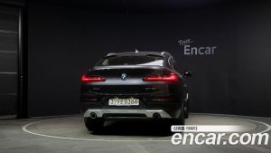 BMW X4 xDrive20i xLine 2020 года из Южной Кореи