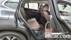 BMW X4 xDrive20i xLine 2020 года из Южной Кореи