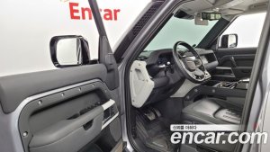 Land Rover Defender 110 D240 Lunch Edition 2020 года из Южной Кореи