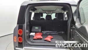 Land Rover Defender 110 D240 Lunch Edition 2020 года из Южной Кореи