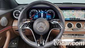 Mercedes-Benz E-Class E300e 4MATIC Exclusive 2021 года из Южной Кореи