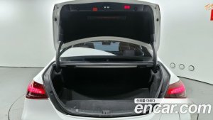 Mercedes-Benz E-Class E300e 4MATIC Exclusive 2021 года из Южной Кореи