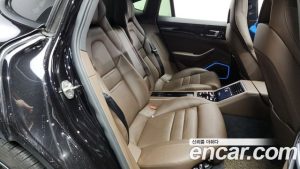 Porsche Panamera 3.0 AWD 2020 года из Южной Кореи