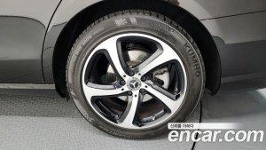 Mercedes-Benz E-Class E250 Avantgarde 2020 года из Южной Кореи