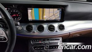 Mercedes-Benz E-Class E250 Avantgarde 2020 года из Южной Кореи