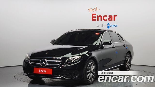 Mercedes-Benz E-Class E300 4MATIC Avantgarde 2019 года из Кореи