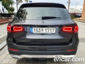 Mercedes-Benz GLC-Class GLC300e 4MATIC 2021 года из Южной Кореи