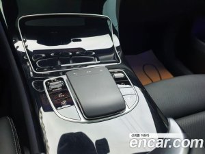 Mercedes-Benz GLC-Class GLC300e 4MATIC 2021 года из Южной Кореи