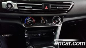 Kia Seltos Бензин 1.6 Turbo 2WD 2022 года из Южной Кореи
