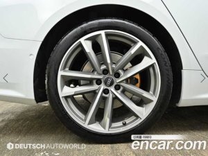 Audi A7 50 TDI 4WD Premium 2020 года из Южной Кореи