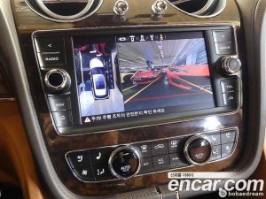 Bentley Bentayga 4.0 V8 2020 года из Южной Кореи