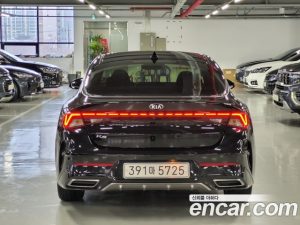 Kia K5 2.0 2020 года из Южной Кореи