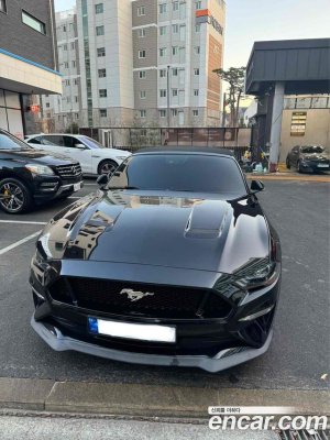 Ford Mustang GT Cabriolet 2020 года из Южной Кореи