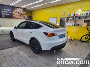 Tesla Model Y Standard RANGE 2021 года из Южной Кореи