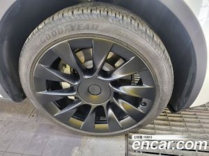 Tesla Model Y Standard RANGE 2021 года из Южной Кореи