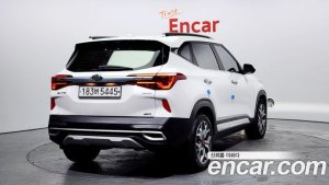 Kia Seltos Бензин 1.6 Turbo 4WD 2020 года из Южной Кореи