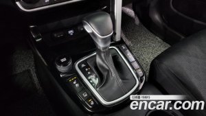 Kia Seltos Бензин 1.6 Turbo 4WD 2020 года из Южной Кореи