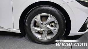Hyundai AVANTE 1.6 2021 года из Южной Кореи