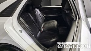 Hyundai AVANTE 1.6 2021 года из Южной Кореи