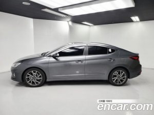 Hyundai AVANTE 1.6 2020 года из Южной Кореи