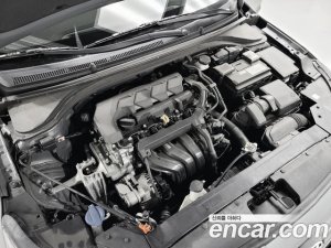 Hyundai AVANTE 1.6 2020 года из Южной Кореи
